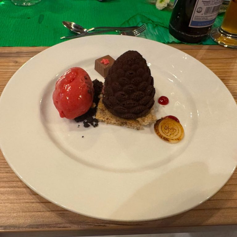 Dessert- Tannenzapfen